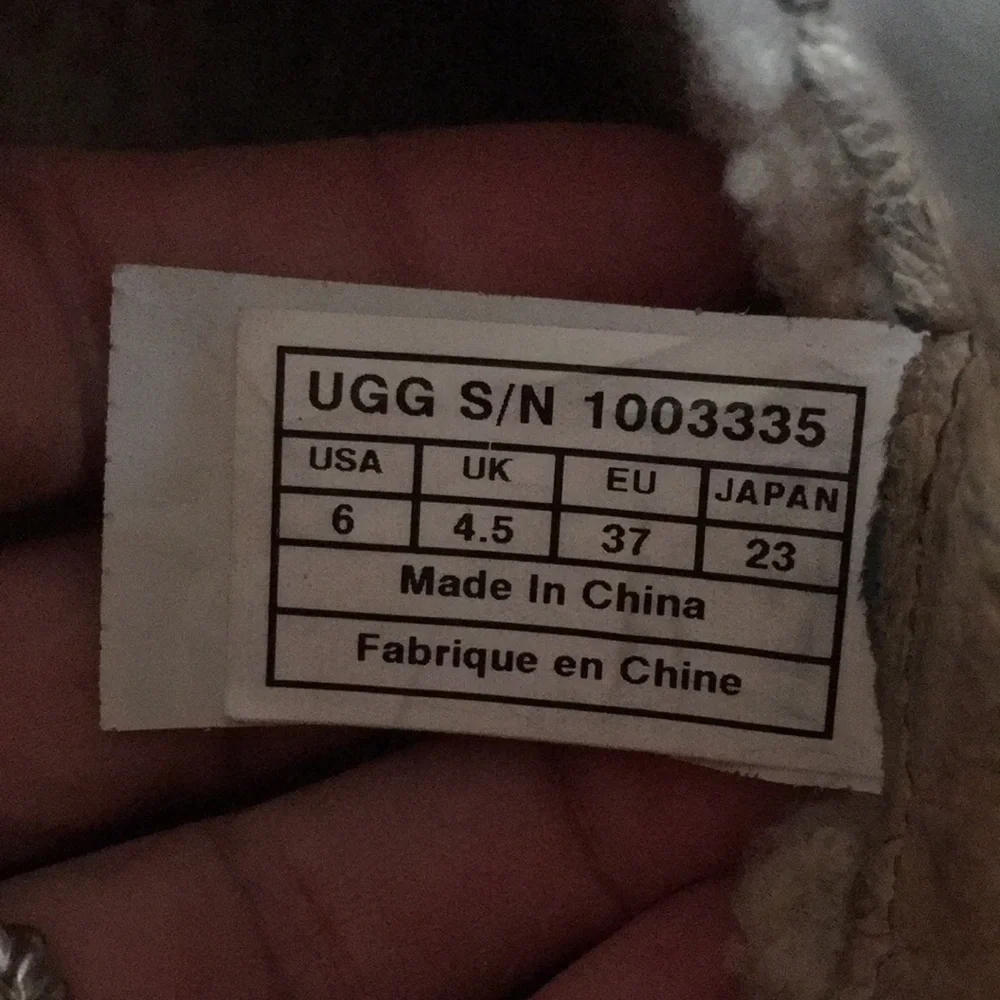 UGG Tupelo Leather Boots With Sheepskin Lining